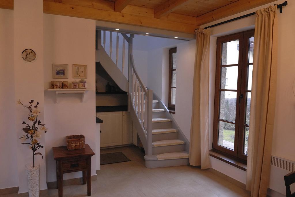 Duzzogó Vendégház Agárd Gárdony Exterior foto